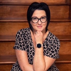 Meet your Posher, Aline